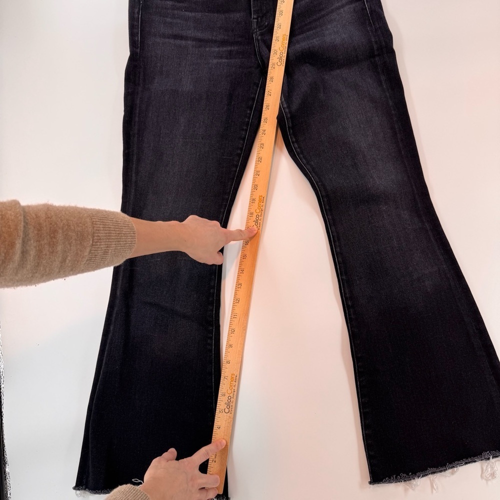 MOTHER The Weekender Fray Black Jeans - Picture 4 of 5